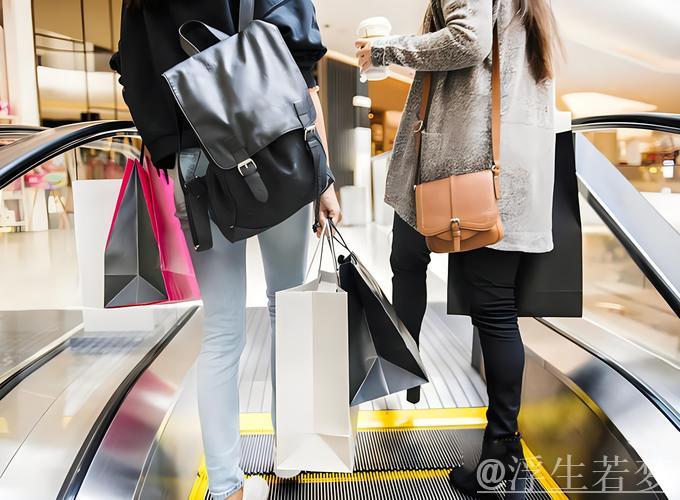外国游客提箱狂购:购物与旅游的完美结合 外国游客提箱狂购:购物与旅游的完美结合